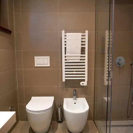 Theatro- Center 4* تيرانا