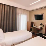 Отель Theatro- Center 4*