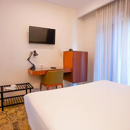 Theatro- Center 4* Tirana