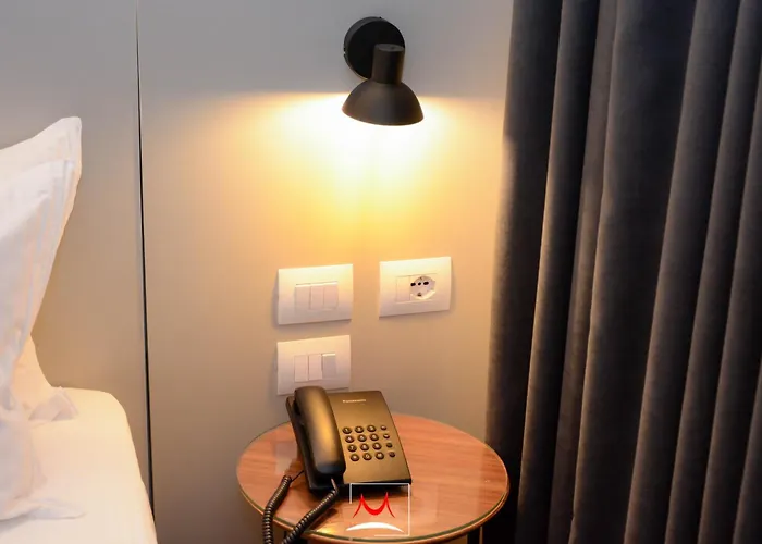 호텔 Theatro- Center 티라나