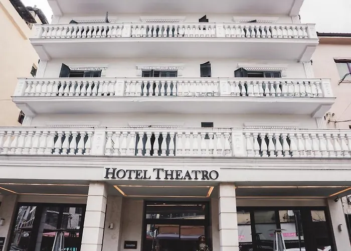 فندق Theatro- Center تيرانا