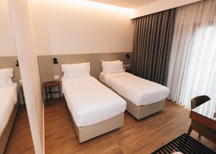 Theatro- Center 4*